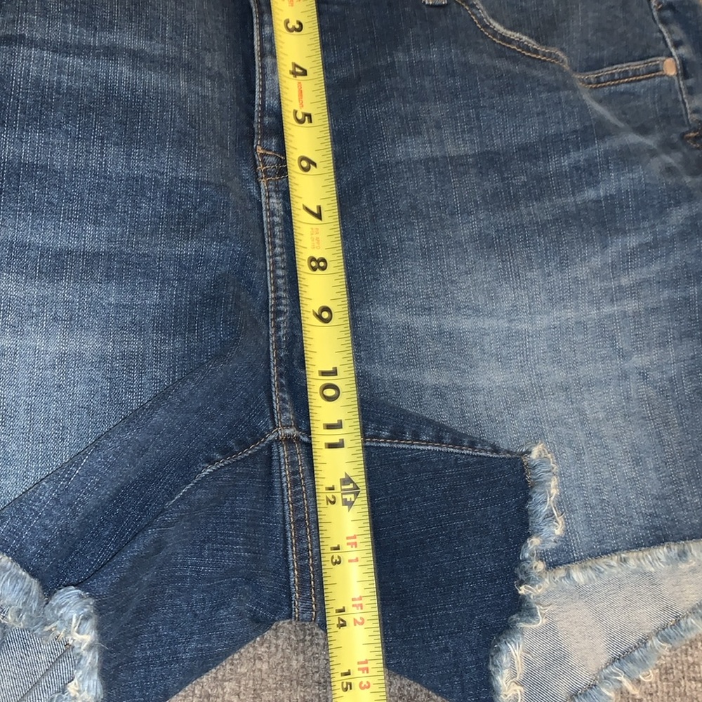 Torrid Shorts - Picture 7 of 9